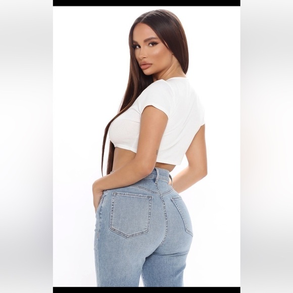 FASHION Nova White Casual Vibes Top. Size M, XL - Picture 3 of 3
